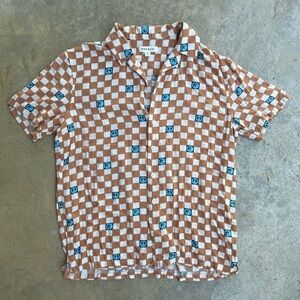 PacSun Men’s Rayon button down shirt short sleeve peace print size Medium
